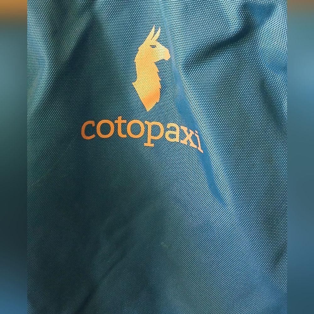 Cotopaxi Multi Color Backpack, BATAC16, Padded Straps, 16 Liter - Picture 3 of 16